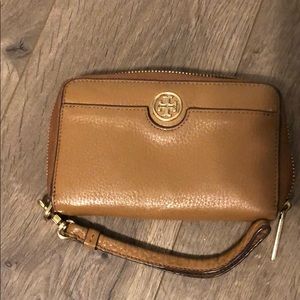 Tory Burch wallet